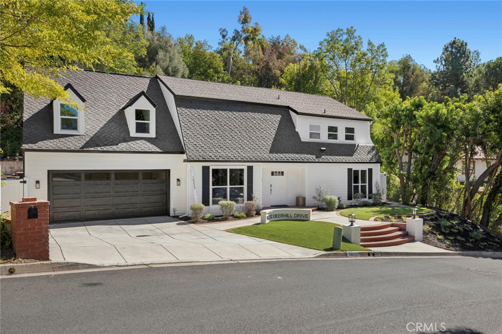 10222 Deerhill