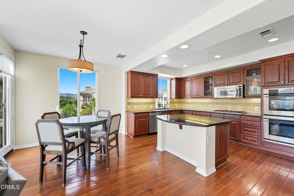 Island View - Residential