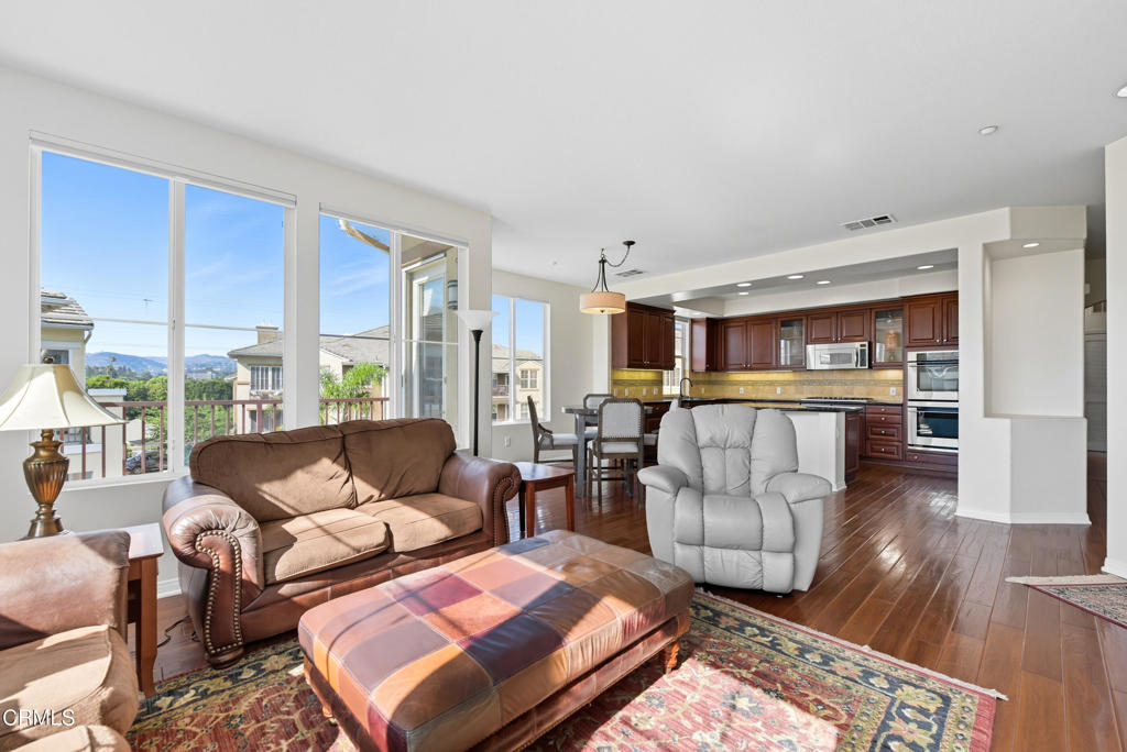 Island View - Residential