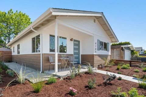 Photo of 4705 Garnet Street, Capitola, CA 95010 (MLS # ML82046495)