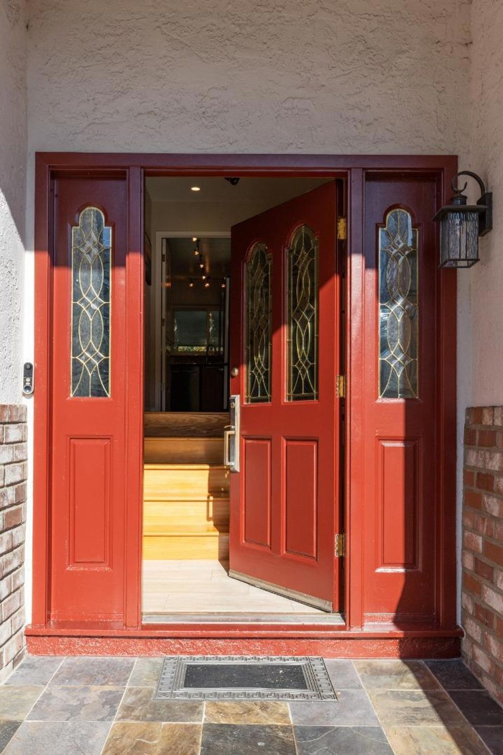 Photo of 1020 Everglades Drive, Pacifica, CA 94044 (MLS # ML82027792)