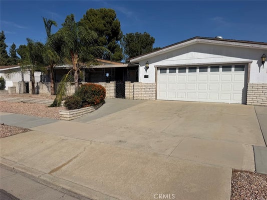 1496 BRENTWOOD WAY, HEMET, CA 92545 - Image 40159a5747fbfa6a3dd1c7bcb4c8d3e7/1444520818