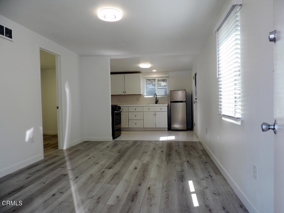 Ventura Ave - 0208 - Residential Income