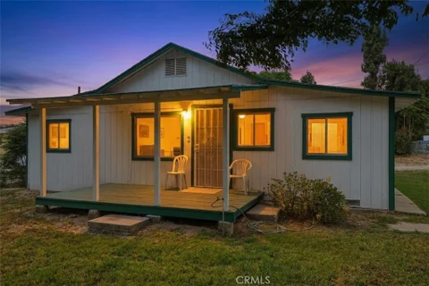 MLS: IG26117432