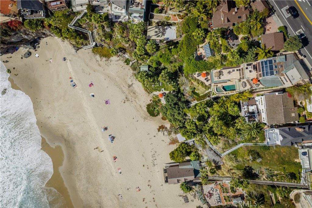 Photo of 31921 Coast Highway, Laguna Beach, CA 92651 (MLS # LG26047046)