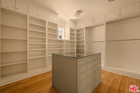 Tiny photo for 491 N Tigertail Road, Los Angeles, CA 90049 (MLS # 26862143)