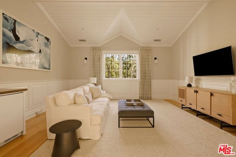 Tiny photo for 491 N Tigertail Road, Los Angeles, CA 90049 (MLS # 26862143)