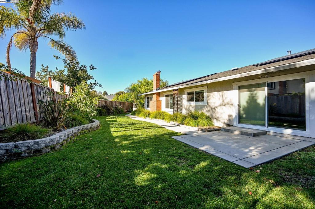 RUDGEARMES - Residential Lease