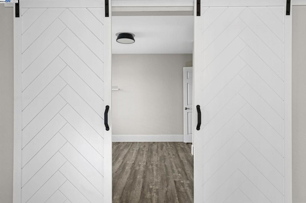 RUDGEARMES - Residential Lease