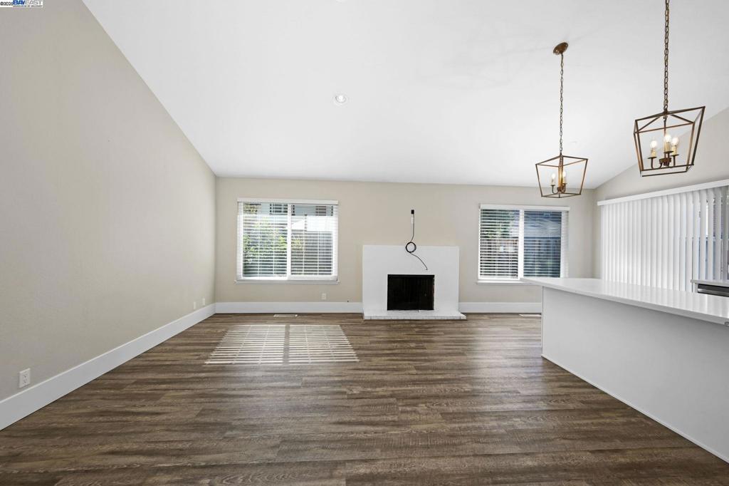 RUDGEARMES - Residential Lease