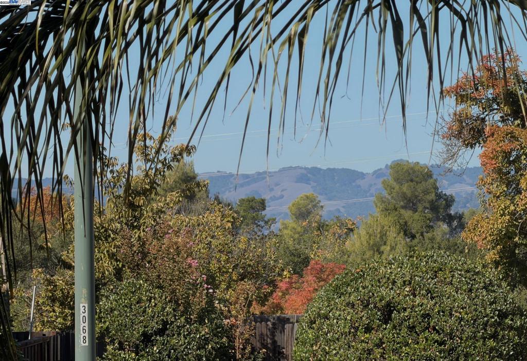 RUDGEARMES - Residential Lease