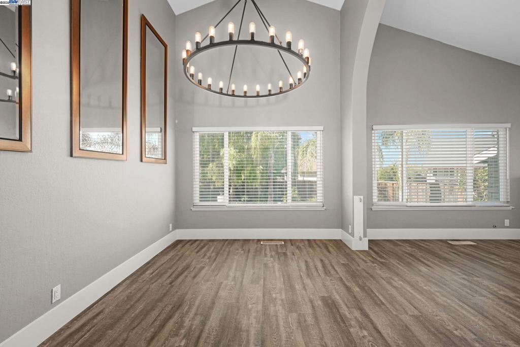 RUDGEARMES - Residential Lease