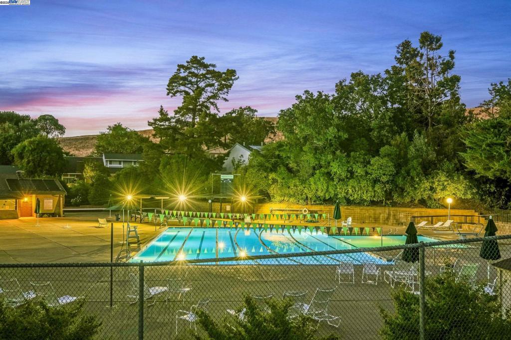 RUDGEARMES - Residential Lease