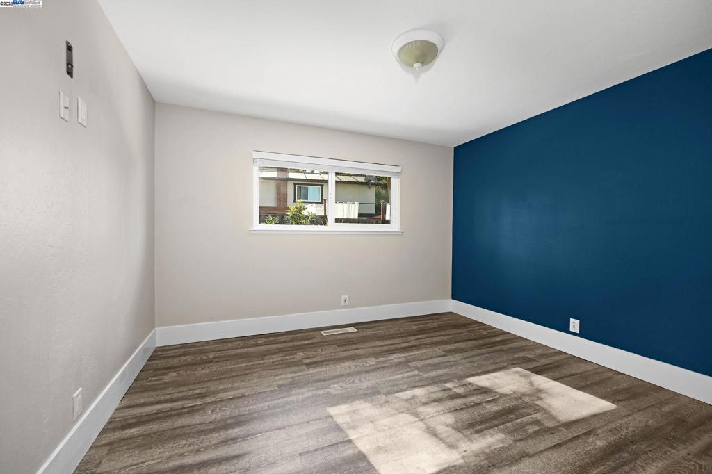 RUDGEARMES - Residential Lease