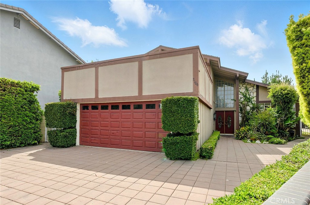 3106 Lilly Avenue