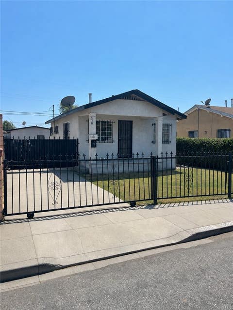 Photo of 530 W Poplar ST, Compton, CA 90220 (MLS # WS26177538)