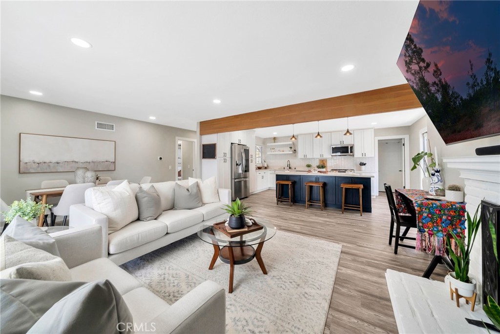 587 Traverse Drive