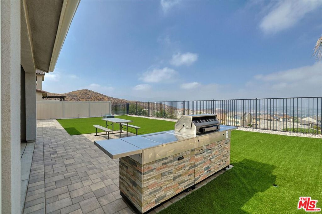 Skyline Ranch - Residential