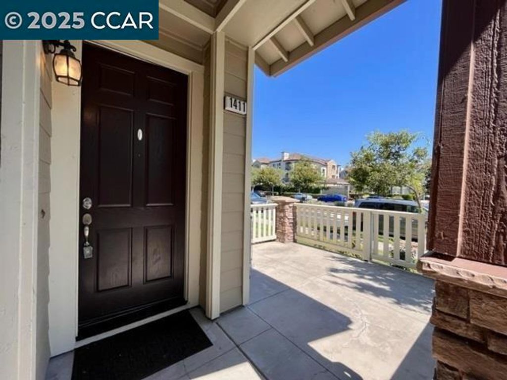 Photo of 1411 Arianna Ln Ln, San Ramon, CA 94582 (MLS # 41115445)