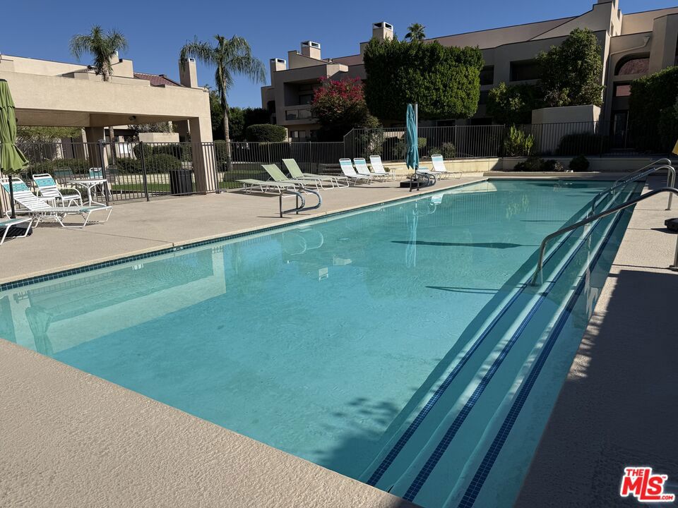 Village Racquet Club - Residential