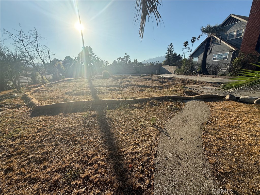 Great corner lot for sale on the Northwest side of the street. Property is ready for the buyer to build their home or investment home. Phase 1 and phase 2 clean-up has been completed and therefore this lot holds endless possibilities for a new dream to come true in Altadena's well established, resilient, and sought-after community.