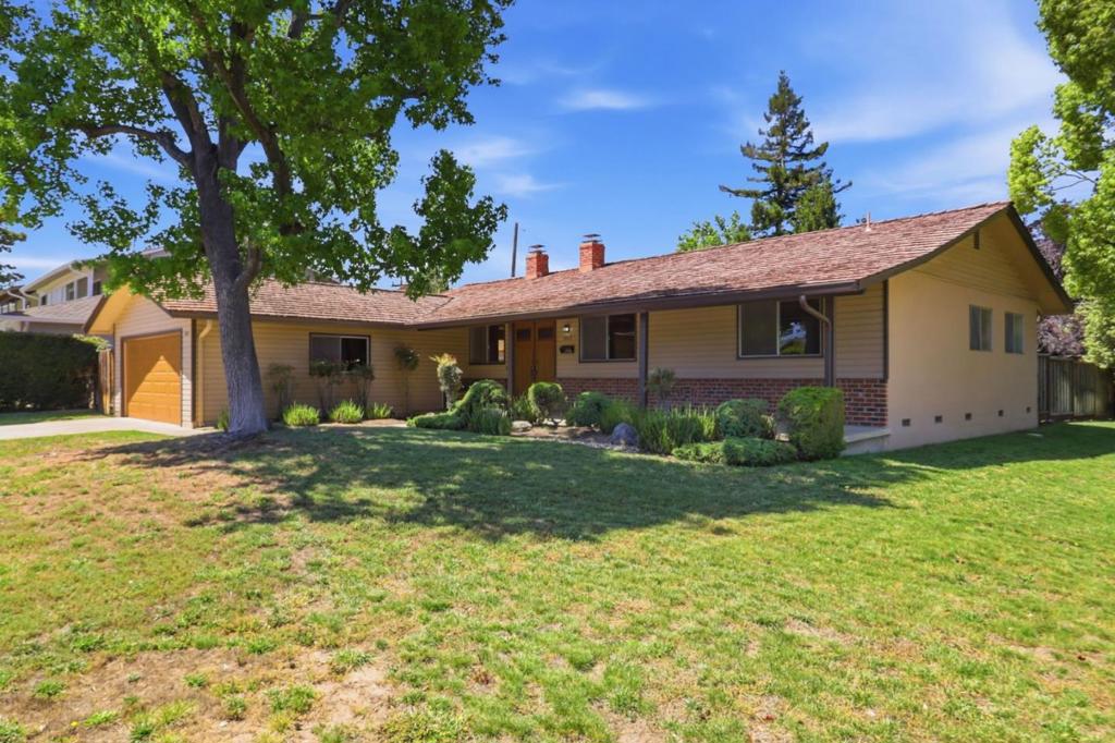 807 Cathedral Drive