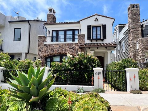 619 Poppy Avenue Corona Del Mar CA 92625
