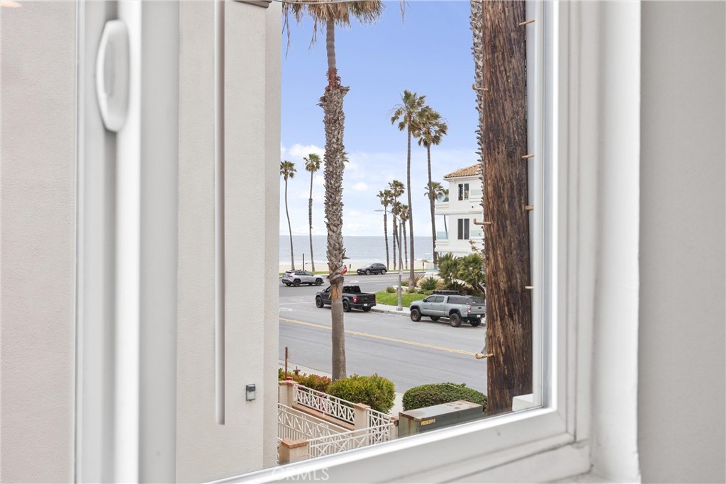 Beachwalk (BCWK) - Residential Lease