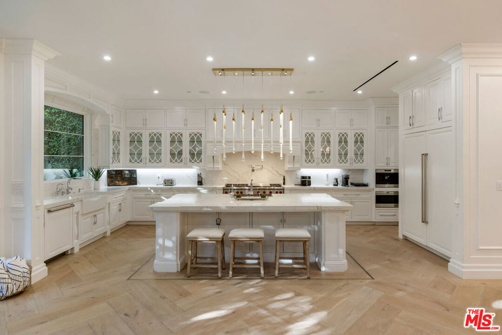 843 N Spaulding Avenue