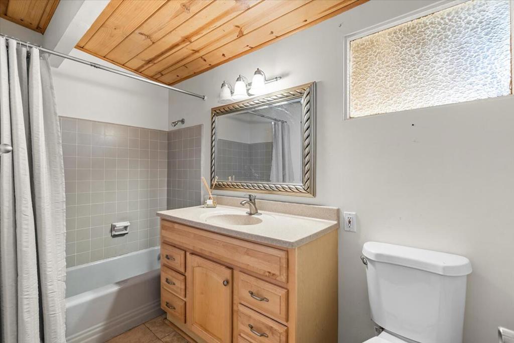 Sand & Shadows - Residential