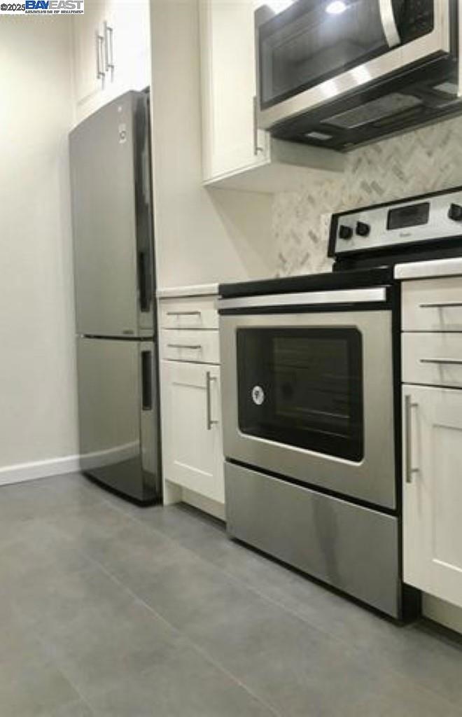 REFLECTION - Residential Lease