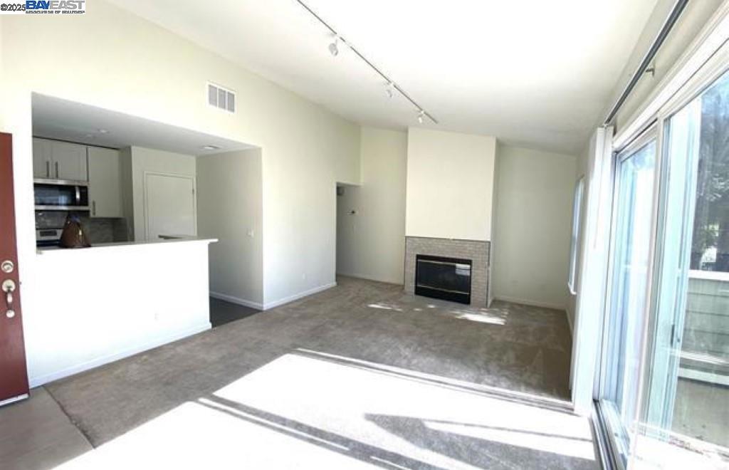 REFLECTION - Residential Lease