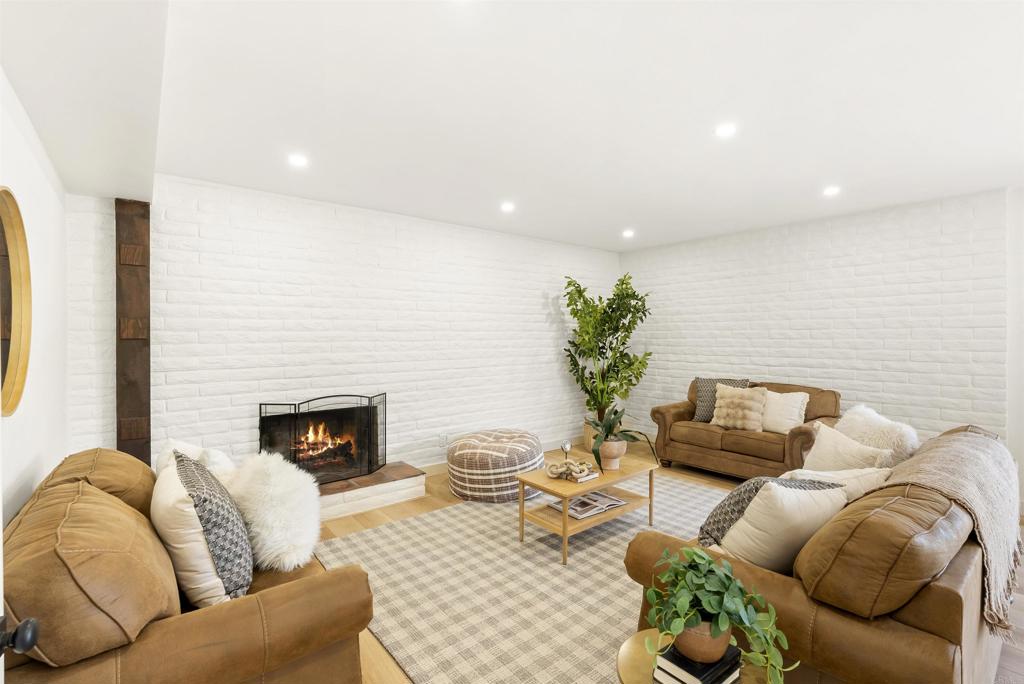 1140 Evergreen Lane