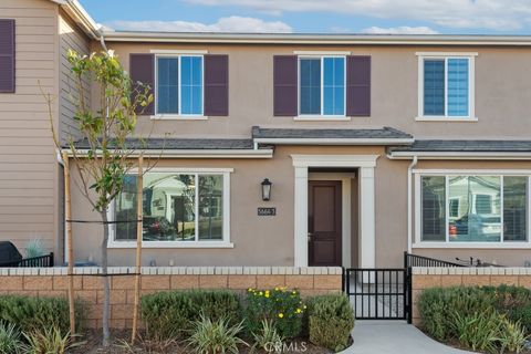 5664 Kate Way #3 Fontana CA 92336