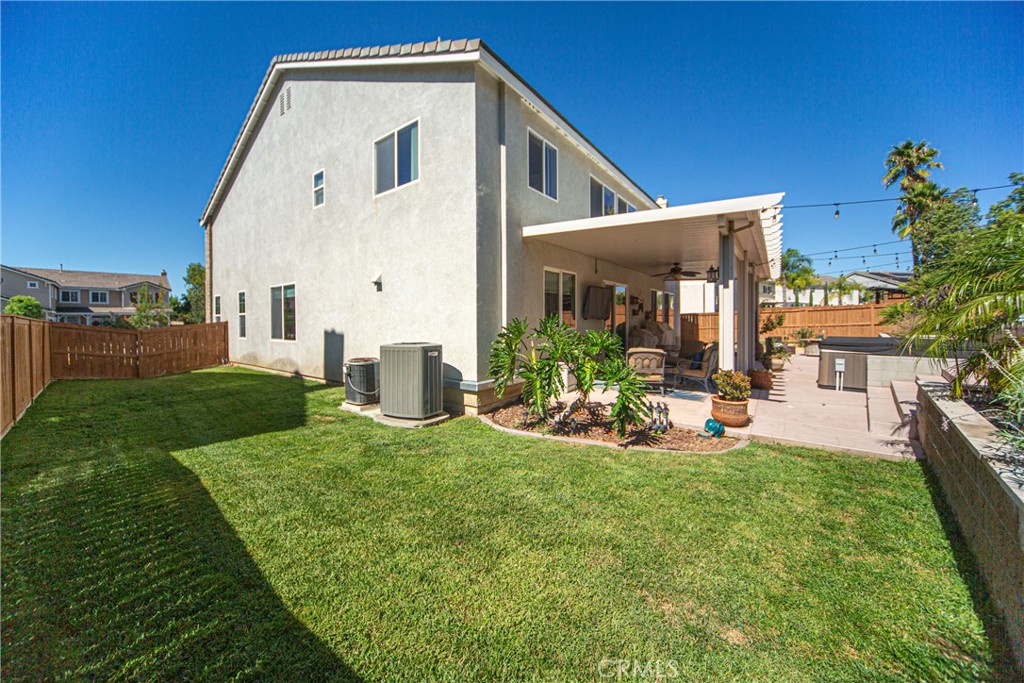 45098 Vine Cliff Street