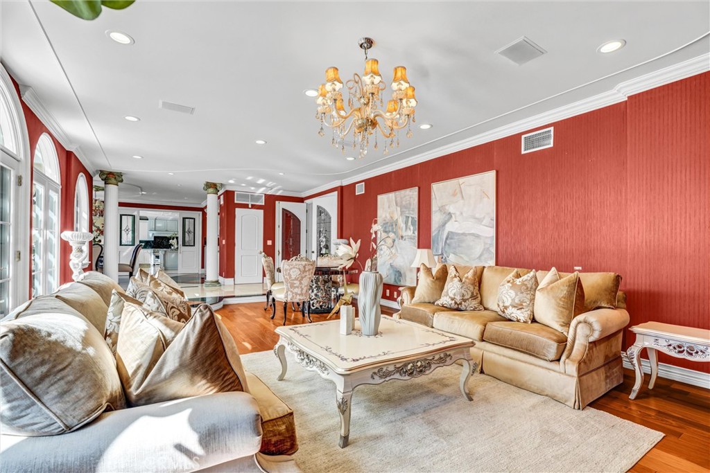 San Marino, California, 91108, United States, 5 Bedrooms Bedrooms, ,6 BathroomsBathrooms,Residential,Active,2023348