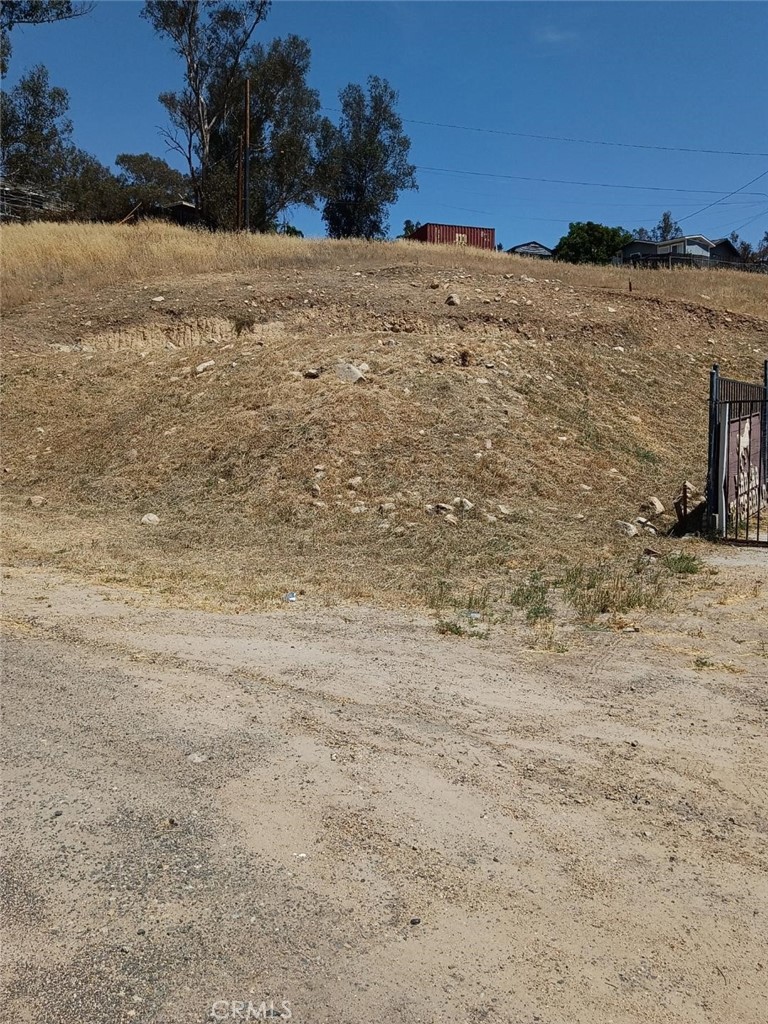 0 Morberg St