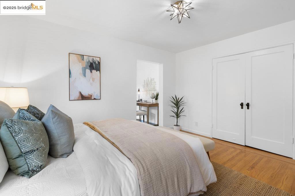 MIRA VISTA HIGHL - Residential