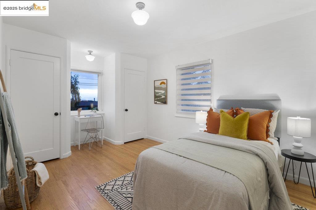 MIRA VISTA HIGHL - Residential