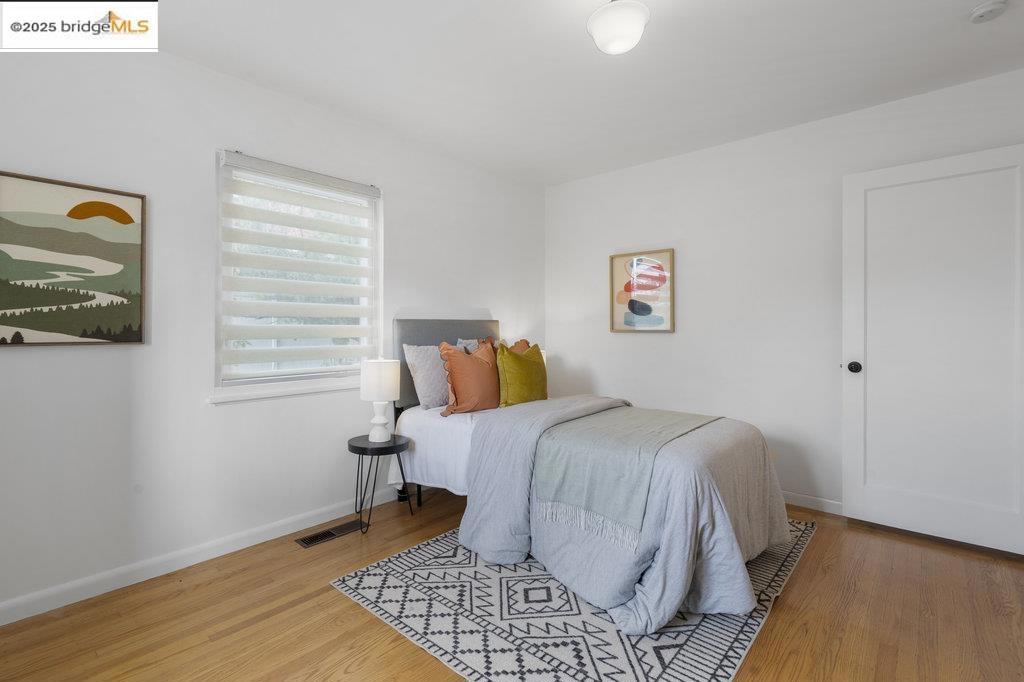 MIRA VISTA HIGHL - Residential