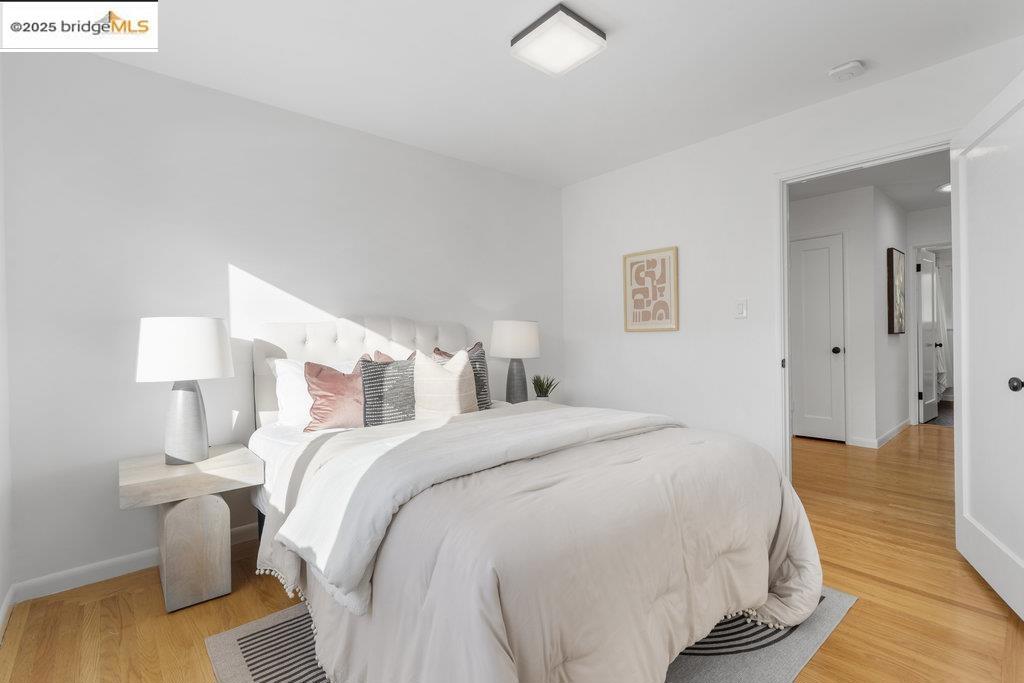 MIRA VISTA HIGHL - Residential