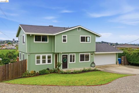 Photo of 147 Acacia Way Way, Vallejo, CA 94591 (MLS # 41133966)