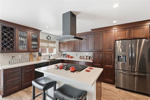 Photo of 1710 Grant Ave AVE #6, Redondo Beach, CA 90278 (MLS # PV26106143)