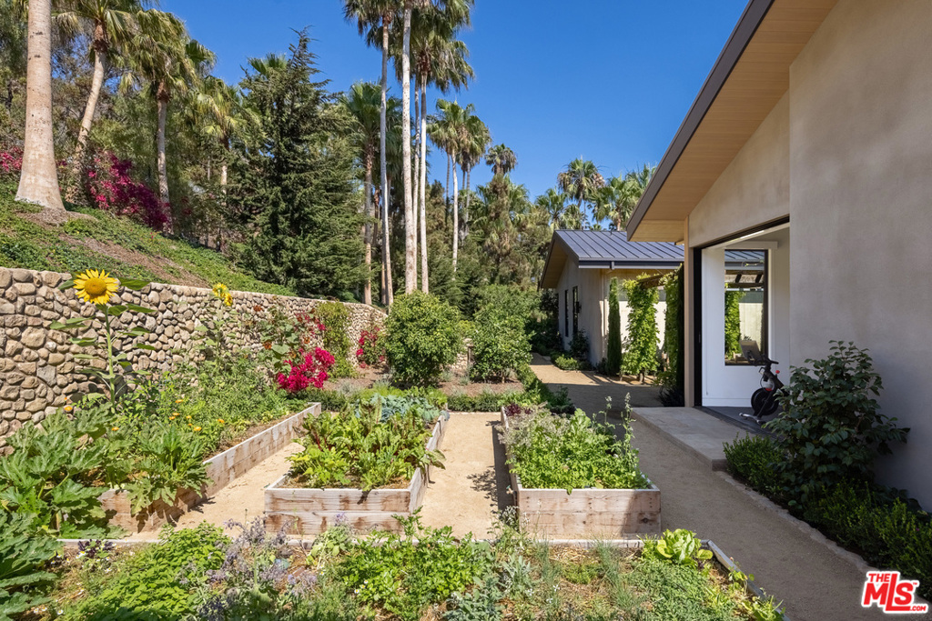 MariSol Malibu - Residential