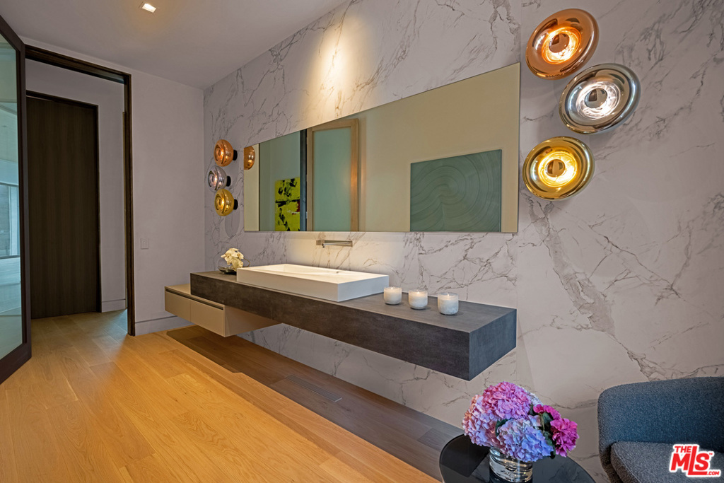 MariSol Malibu - Residential