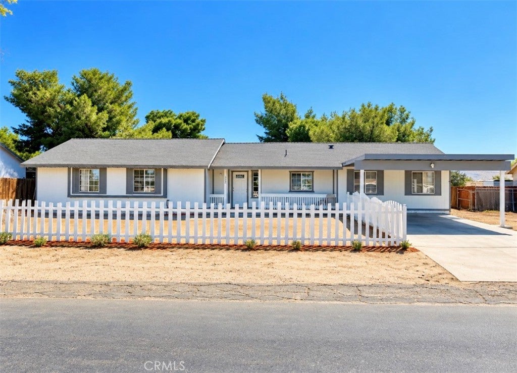 16622 Mossdale