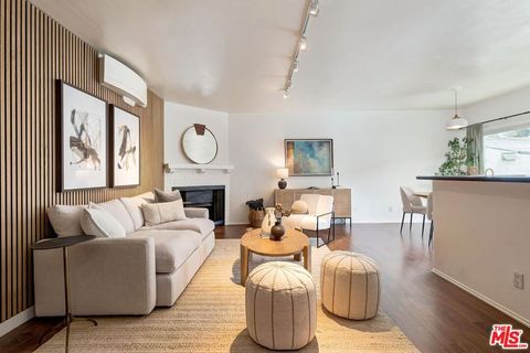 Photo of 1337 Berkeley Street #7, Santa Monica, CA 90404 (MLS # 26710053)