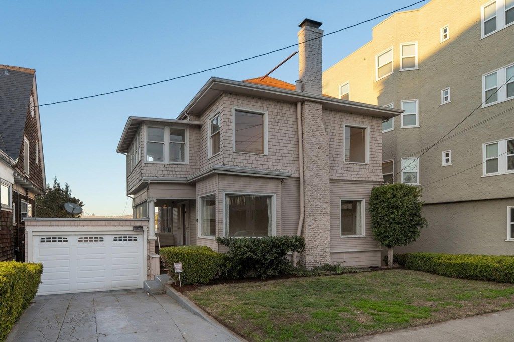 Photo of 361 HANOVER AVENUE Ave, Oakland, CA 94606 (MLS # 41121152)