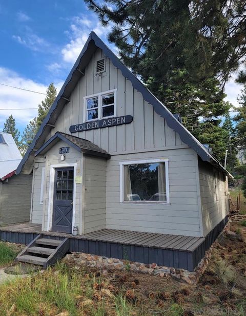 Photo of 1701 Old Mammoth Rd Rd #2, Mammoth Lakes, CA 93546 (MLS # 260004921SD)