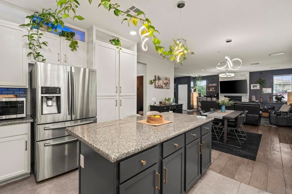 2431 Vernon Ranch Way